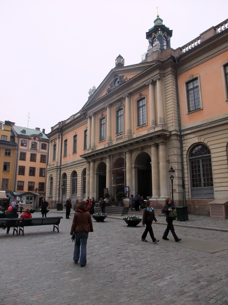 Miaomiao in front of the Stock Exchange Building with the Swedish Academy, the Nobel Museum and the Nobel Library at the Stortorget square