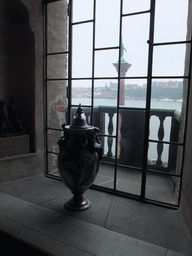 Window in a room in the Stockholm City Hall, with a view on the Statue of Engelbrekt Engelbrektsson and the Riddarfjärden bay
