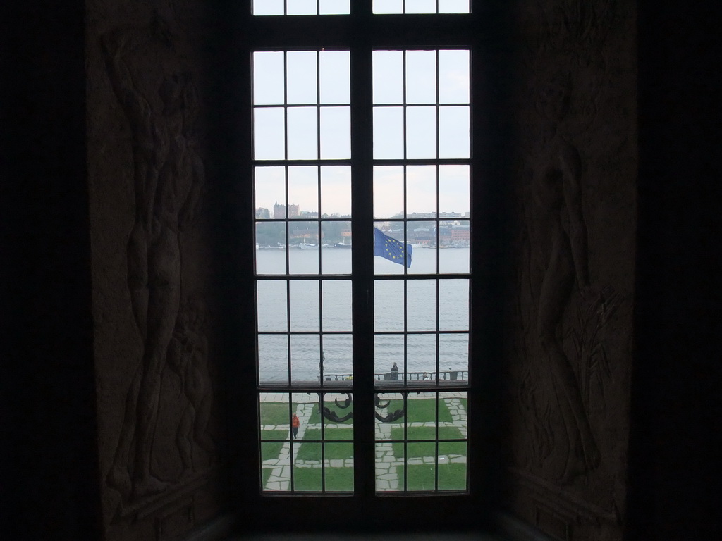 Window in the Prince Gallery of the Stockholm City Hall, with a view on the garden and the Riddarfjärden bay