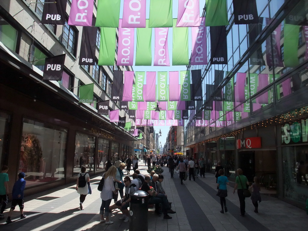 The Drottninggatan shopping street