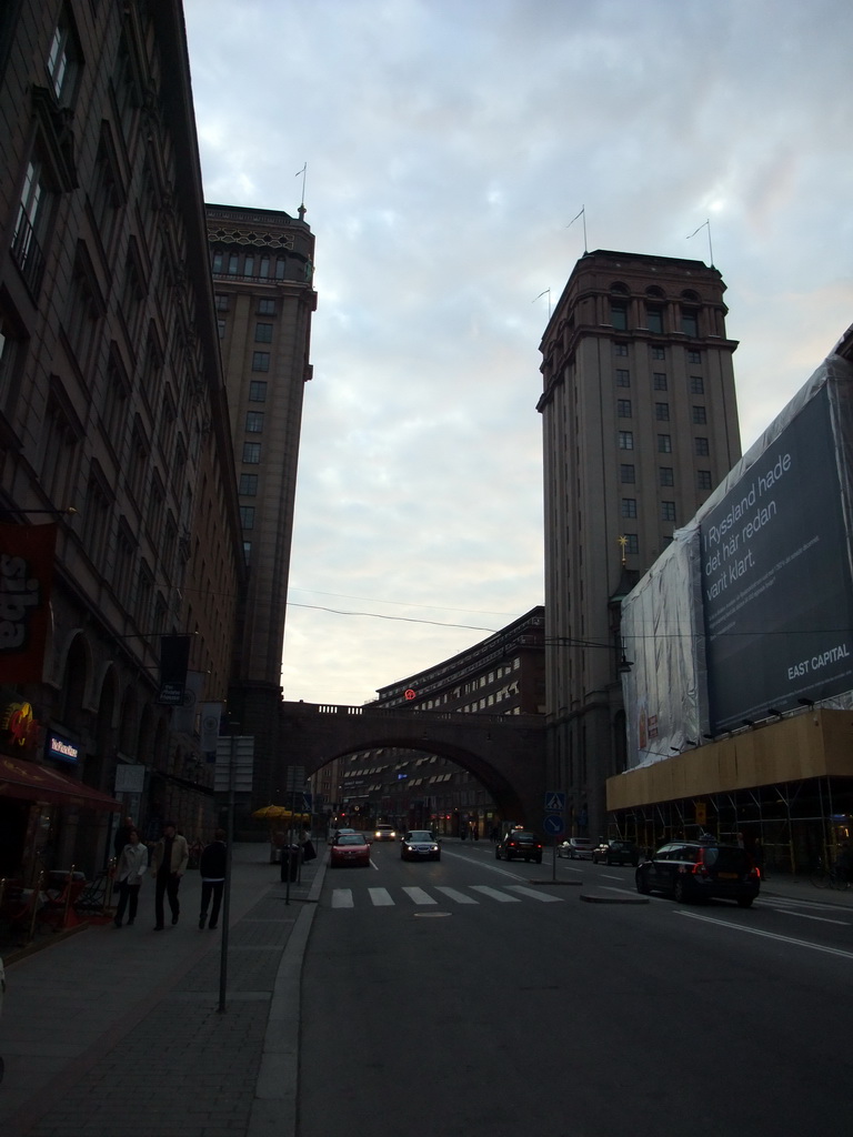 The Kungstornen towers in the Kungsgatan street, and the Malmskillnadsbron bridge