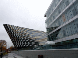 The Bioclinicum and Aula Medica buildings of the Karolinska Institute Campus Solna, viewed from the bridge from the Karolinska University Hospital