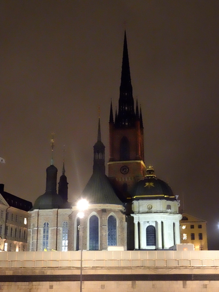 East side of the Riddarholmen Church, viewed from the Munkbron street, by night