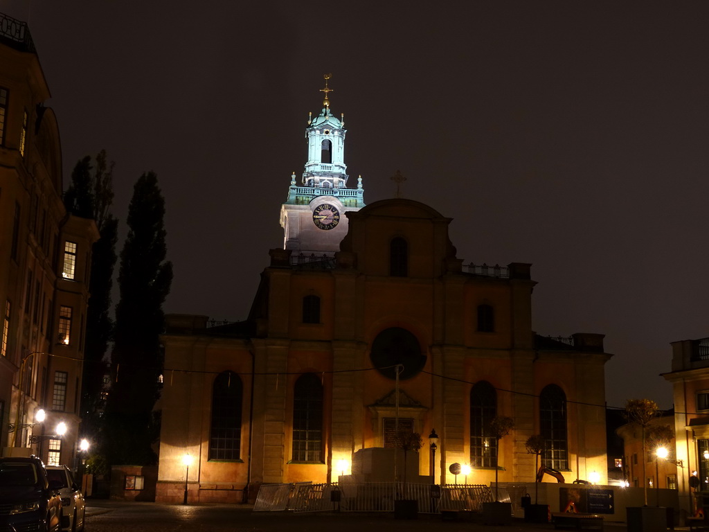 East side of the Saint Nicolaus Church at the Slottsbacken square, by night