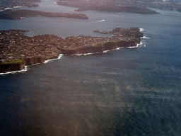 The South Head headland, Watsons Bay, the Middle Head headland, the Obelisk Bay, the Middle Harbour and the Sydney Harbour National Park, viewed from the airplane to Melbourne