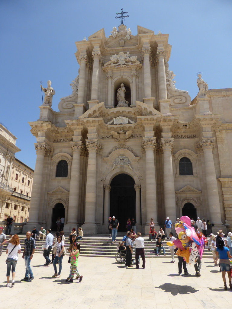 Front of the Duomo di Siracusa cathedral at the Piazza Duomo square