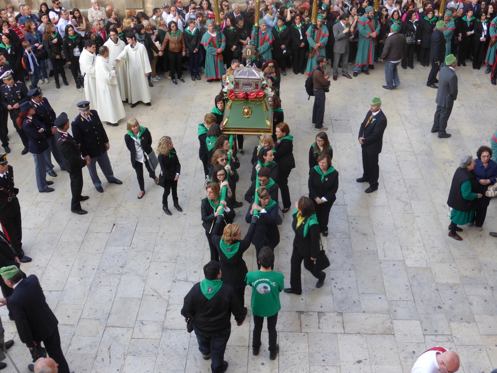 Relics of St. Lucy carried around in the procession during the feast of St. Lucy at the Piazza Duomo Square, viewed from the balcony of the Palazzo Borgia del Casale palace