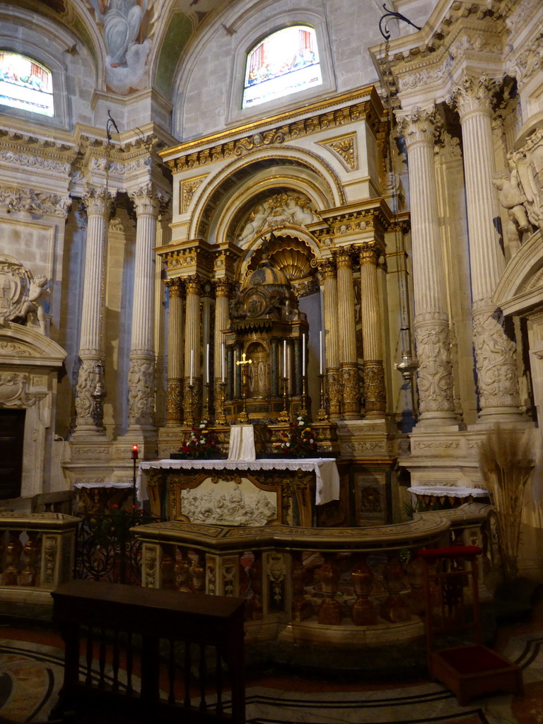 Altar at the Cappella del Sacramento chapel at the Duomo di Siracusa cathedral