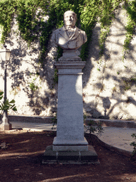 Bust of Carmelo Campisi at the south side of the Foro Vittorio Emanuele II street