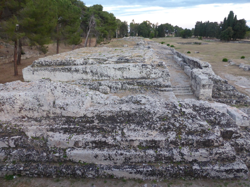 The Ara di Ierone II ruins at the Parco Archeologico della Neapolis park