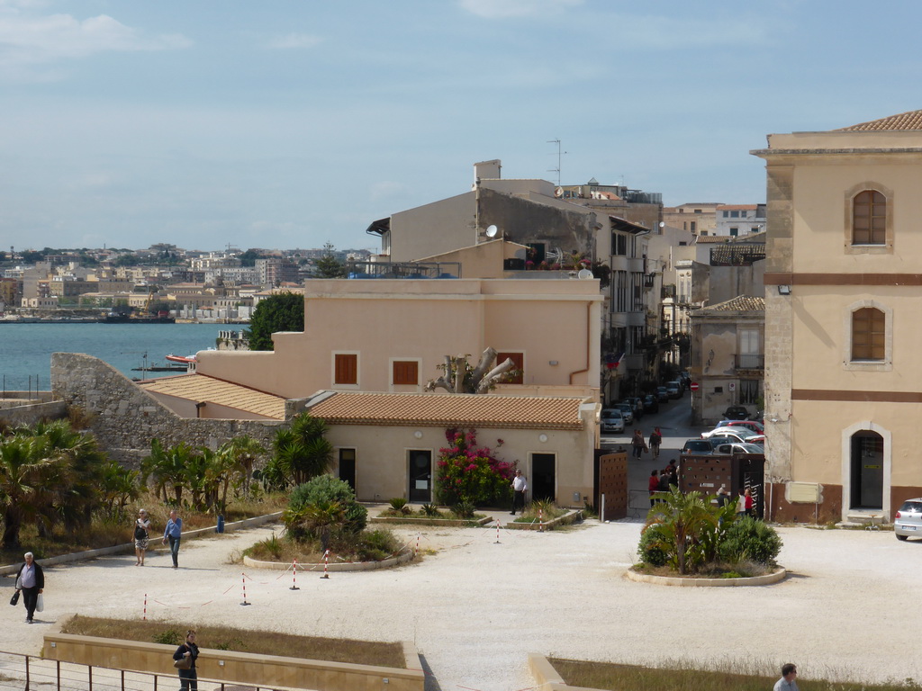 The square in front of the Castello Maniace castle and the Via Castello Maniace street, viewed from the outer wall of the Castello Maniace castle