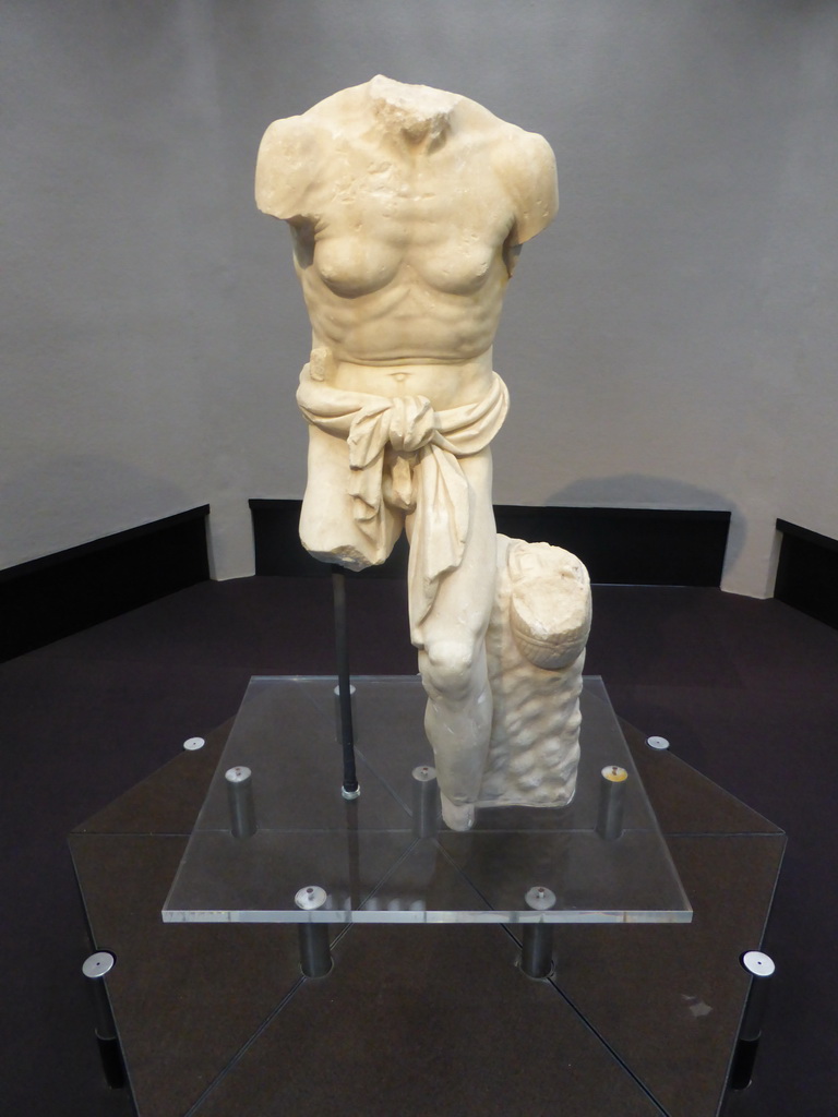 Greek-Roman statue at the upper floor of the Paolo Orsi Archaeological Museum