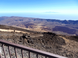 The east side of the Cañadas del Teide crater and the island of Gran Canaria, viewed from the La Rambleta viewpoint