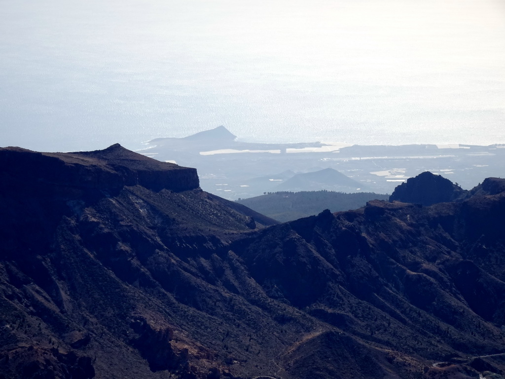 Mountains, hills and greenhouses on the south side of the island, viewed from the La Rambleta viewpoint