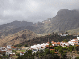 The west side of the town, viewed from the Calle Dr. Domingo Hernández Guerra street