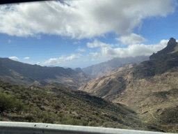 The Roque Nublo rock, viewed from the tour bus on the GC-60 road