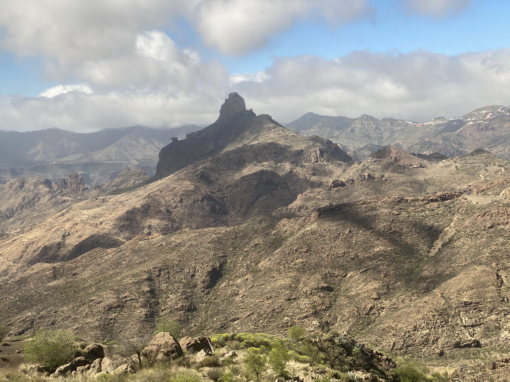 The Roque Nublo rock, viewed from the tour bus on the GC-60 road