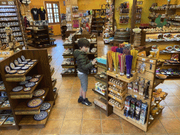 Max at the Kactu`s souvenir shop