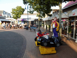 Shops at the Dorpsplein square at De Koog