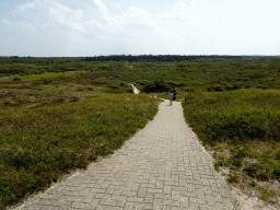 Miaomiao and Max at the dunes at the Dune Park at the Ecomare seal sanctuary at De Koog