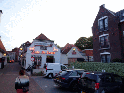 Miaomiao at the Zwaanstraat street at Den Burg, at sunset