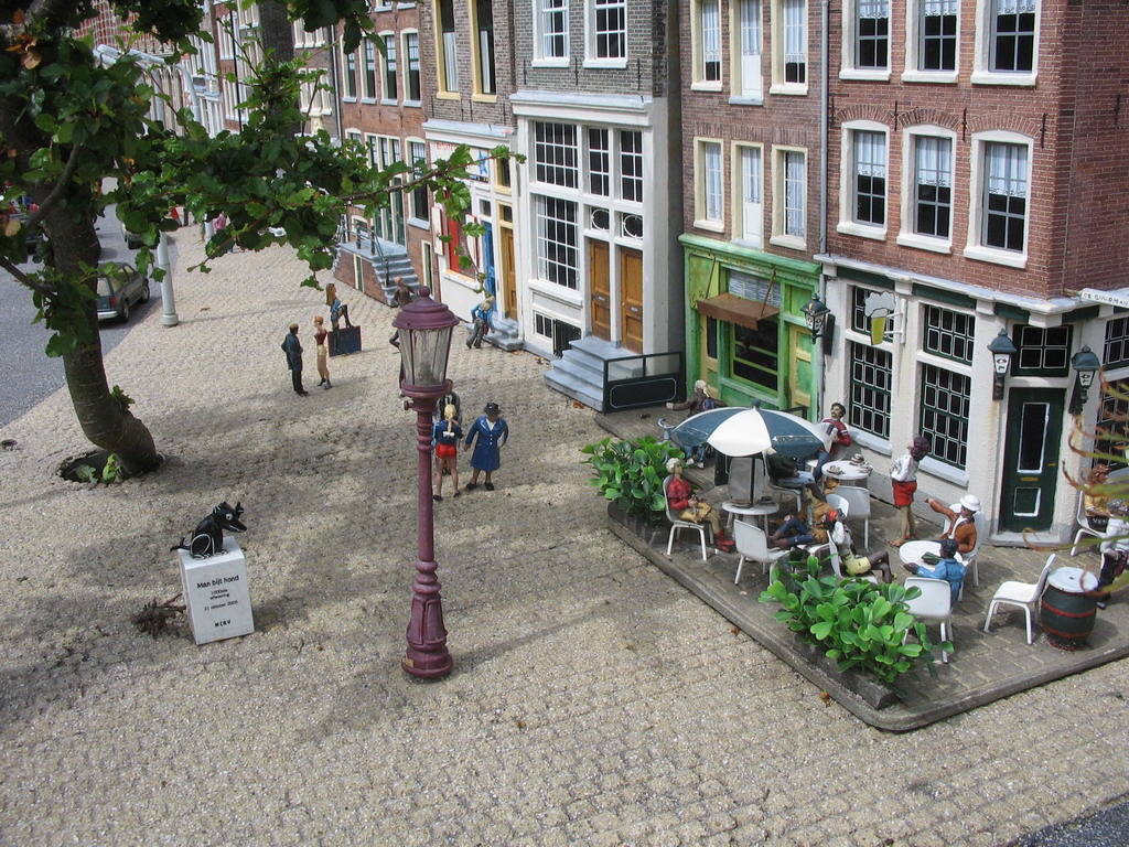 Scale model of the terrace of a pub at the Madurodam miniature park