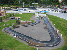 thehague_1_177 - 315 kb - 1024x768 - Scale model of a racing circuit at the Madurodam miniature park Scale model of a racing circuit at the Madurodam miniature park