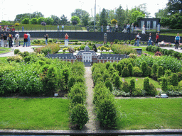 thehague_1_179 - 398 kb - 1024x768 - Scale model of the Huis ten Bosch palace of The Hague at the Madurodam miniature park Scale model of the Huis ten Bosch palace of The Hague at the Madurodam miniature park
