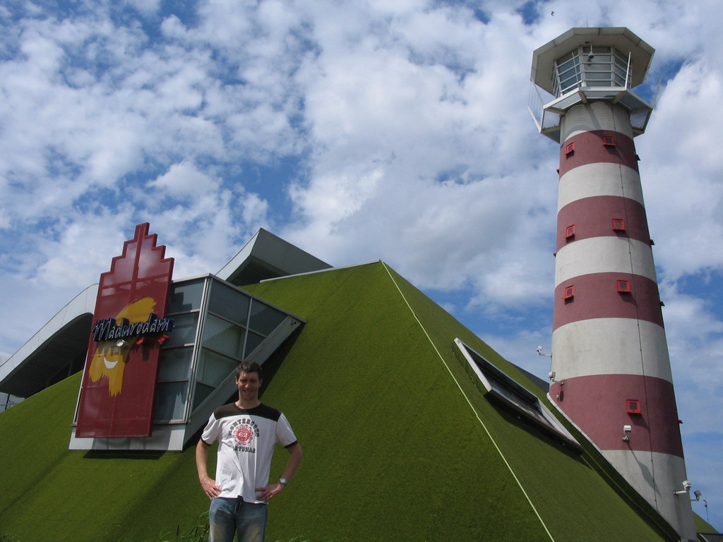 Tim in front of the Madurodam miniature park