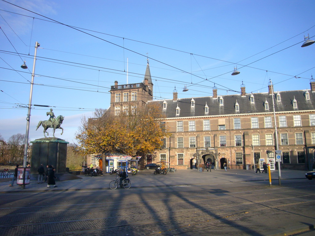 The Buitenhof, entrance to the Binnenhof