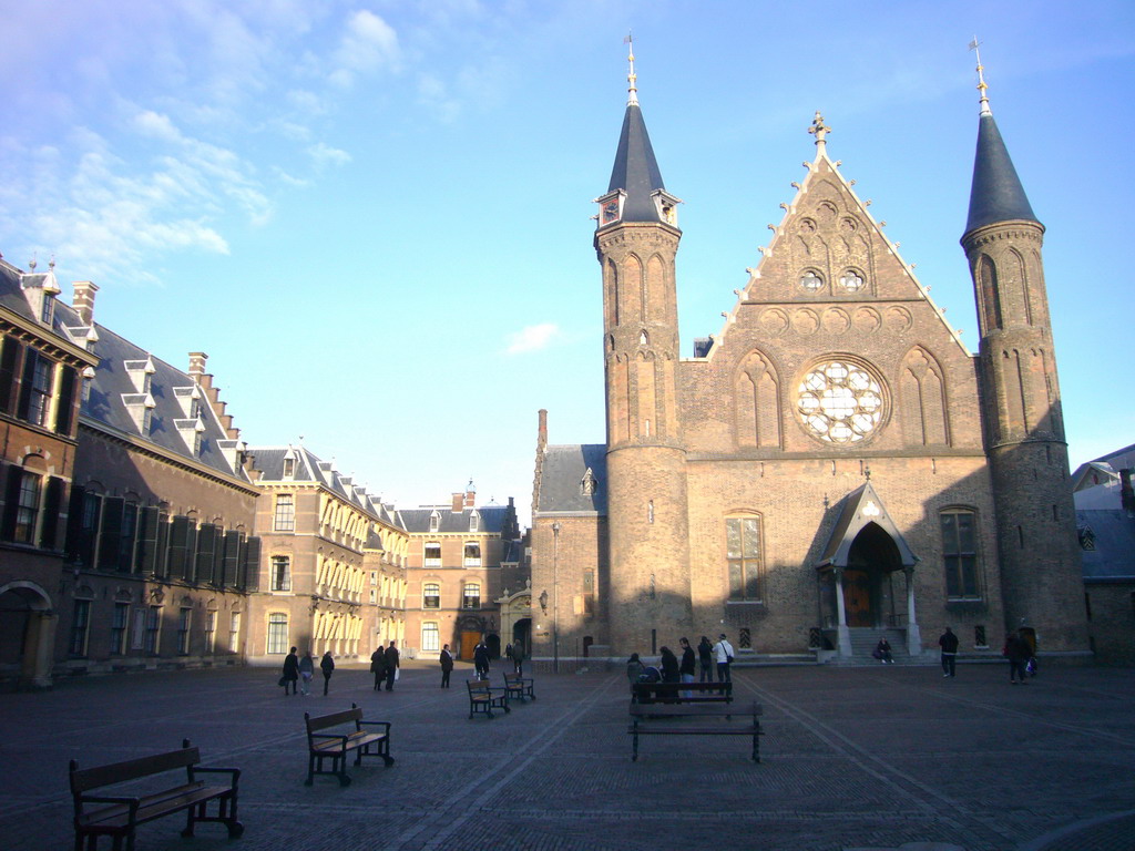 The Binnenhof, with the Ridderzaal