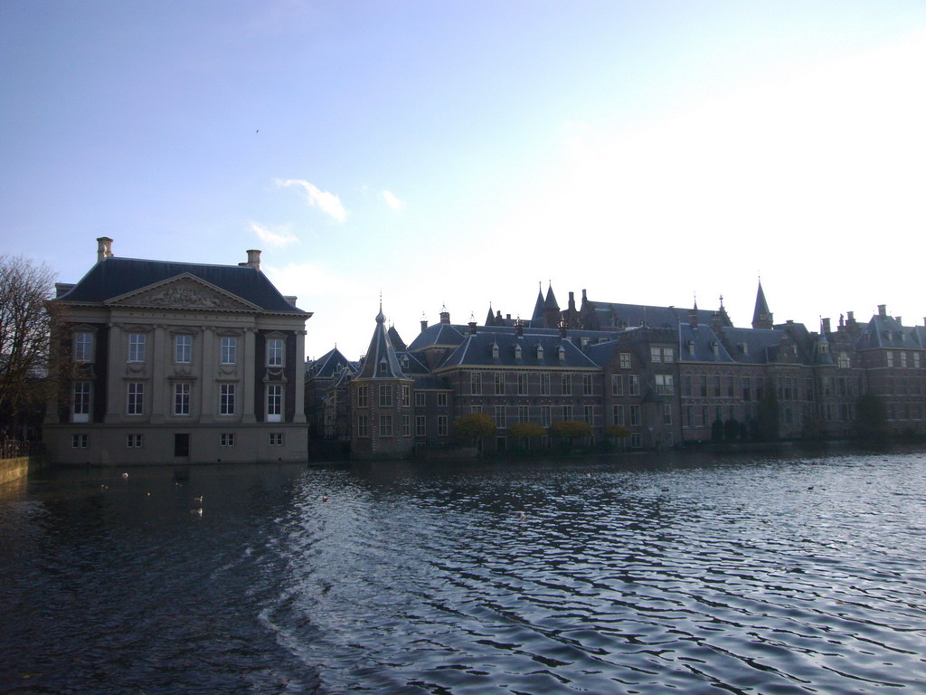 The Mauritshuis, the Binnenhof and the Hofvijver