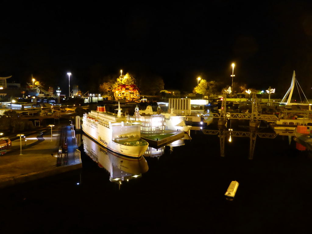 Scale model of the Rotterdam harbour and the Erasmusbrug bridge at the Madurodam miniature park, by night