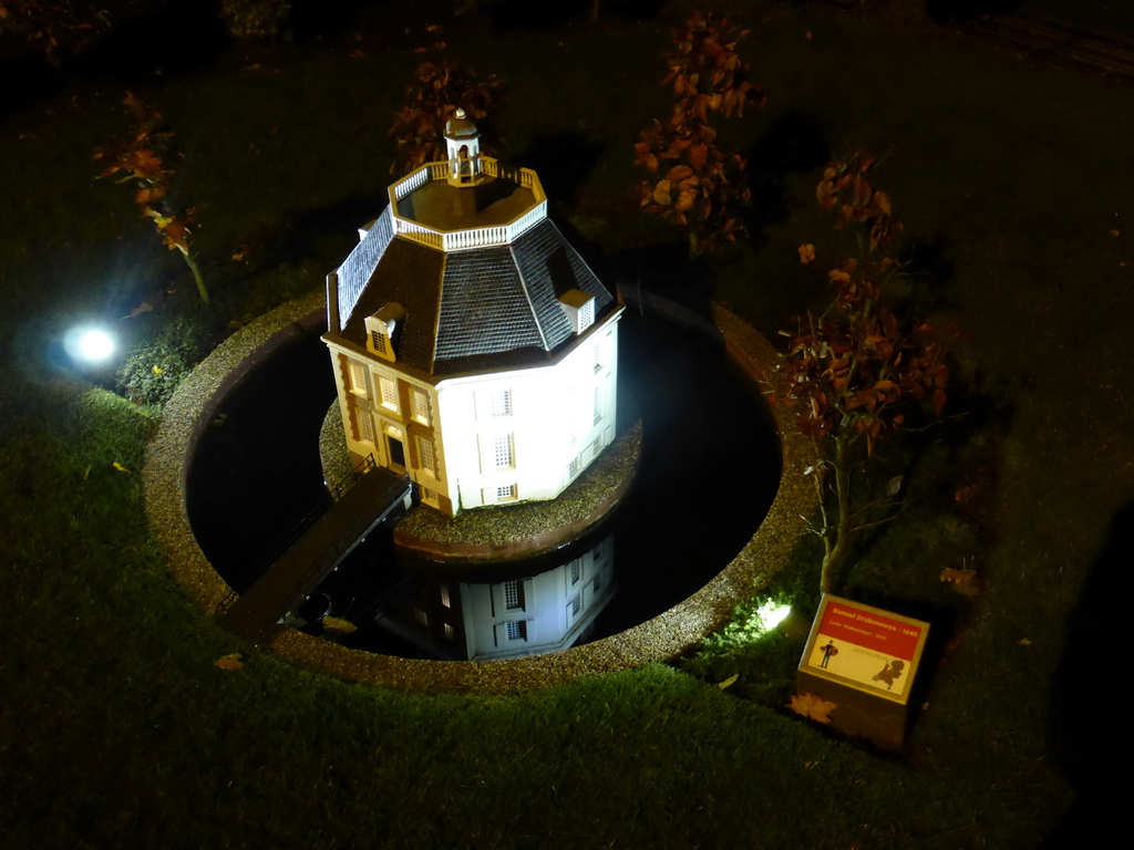 Scale model of the Kasteel Drakensteyn castle of Lage Vuursche at the Madurodam miniature park, by night