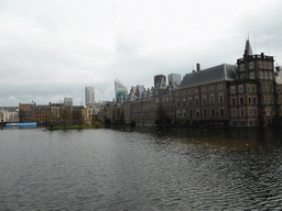 The Hofvijver pond, the Torentje tower, the Mauritshuis museum and the Binnenhof buildings