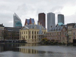The Hofvijver pond, the Mauritshuis museum, the Torentje tower and the tall buildings in the city center