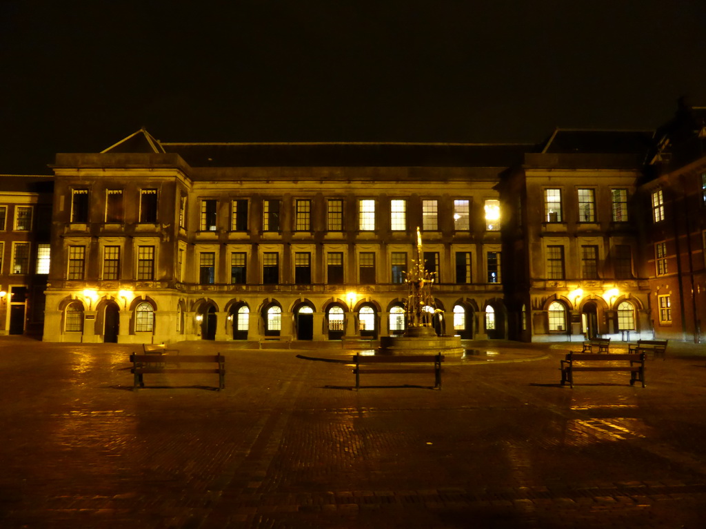 The Tweede Kamer building at the Binnenhof square, by night