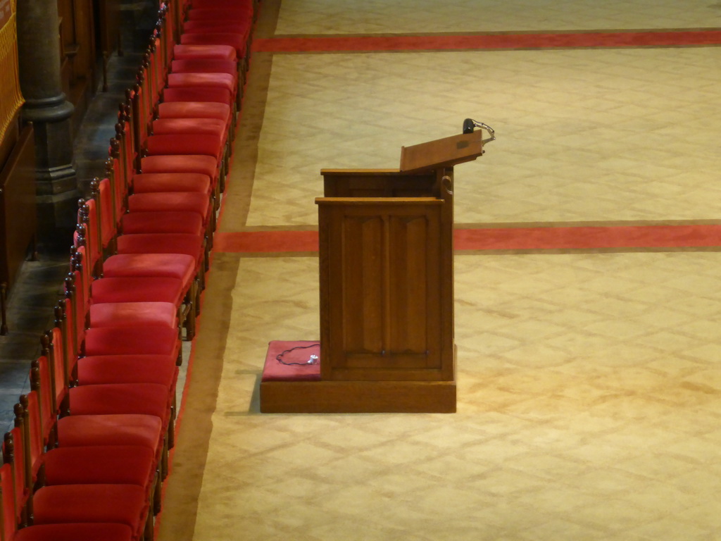 Tribune in the Ridderzaal building