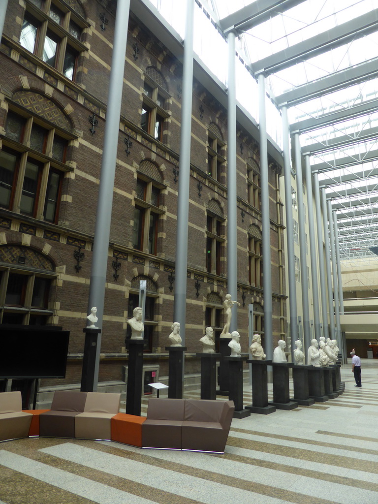 Busts in the Tweede Kamer building at the Binnenhof square