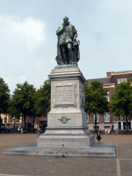 thehague_4_112 - 271 kb - 768x1024 - The statue of prince Willem I at the Plein square The statue of prince Willem I at the Plein square