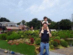 Tim and Max in front of the Panorama Café and the Nieuw Amsterdam` attraction at the Madurodam miniature park