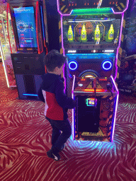 Max at the Sir Winston Fun & Games arcade