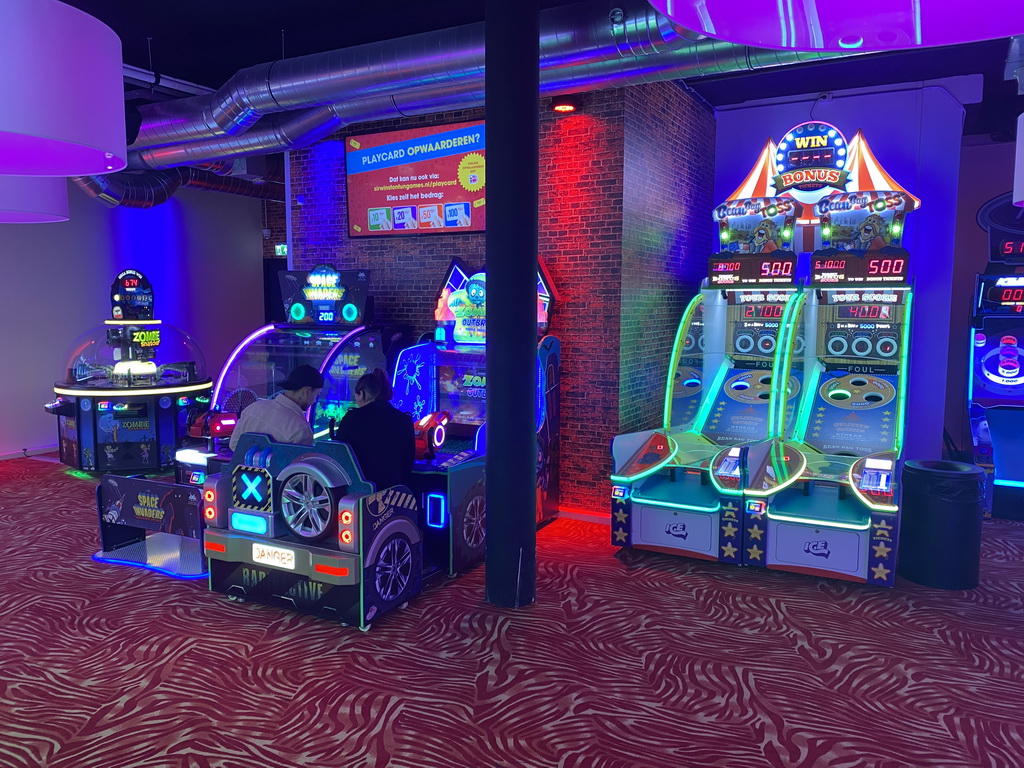Interior of the Sir Winston Fun & Games arcade