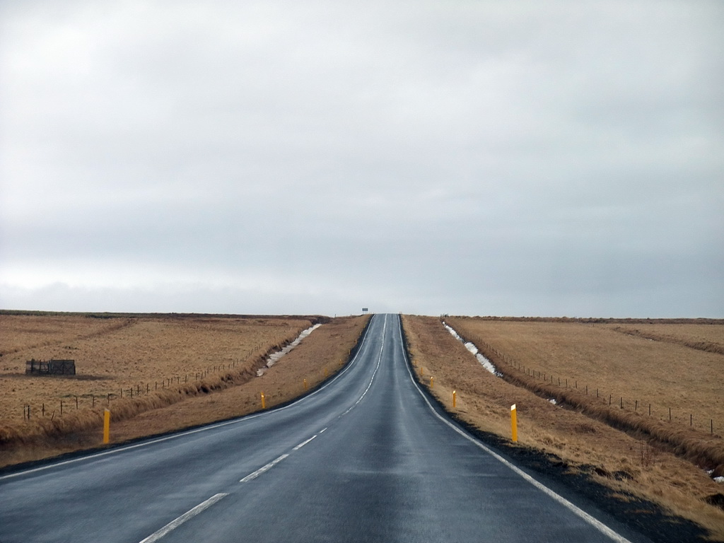 The Þingvallavegur road from Reykjavik