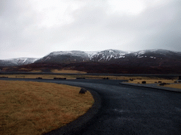 The Gjabakkavegur road to Geysir and mountains to the north