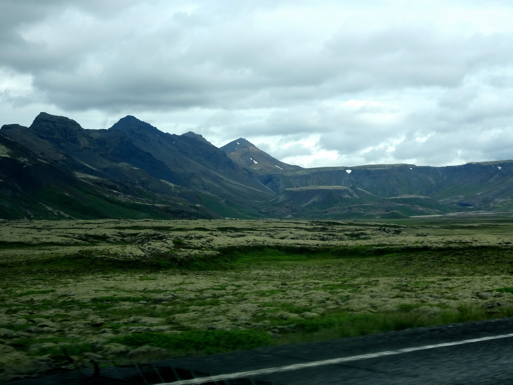 Mountains, viewed from the rental car on the Gjábakkavegur road to Geysir