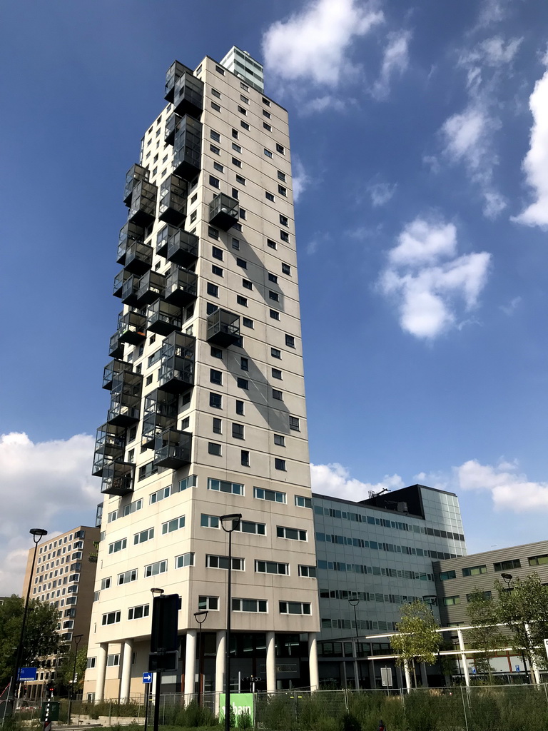 The StadsHeer Tower at the Spoorlaan street