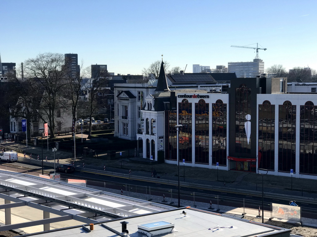 Front of the Natuurmuseum Brabant and the ContourdeTwern building at the Spoorlaan street, viewed from the top floor of the Knegtel Parking Garage