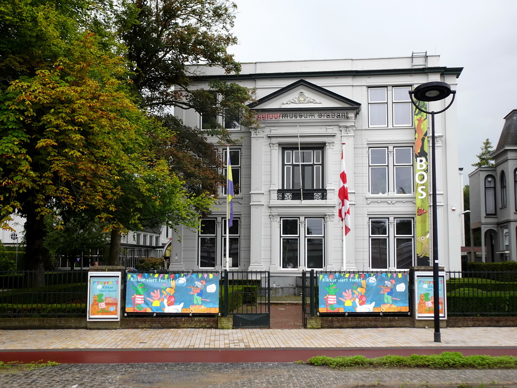 Front of the Natuurmuseum Brabant at the Spoorlaan street