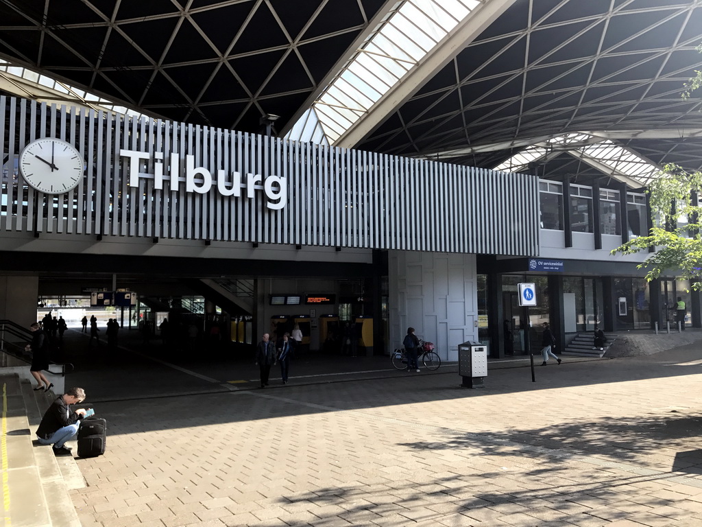 Front of the Tilburg Railway Station at the Spoorlaan street